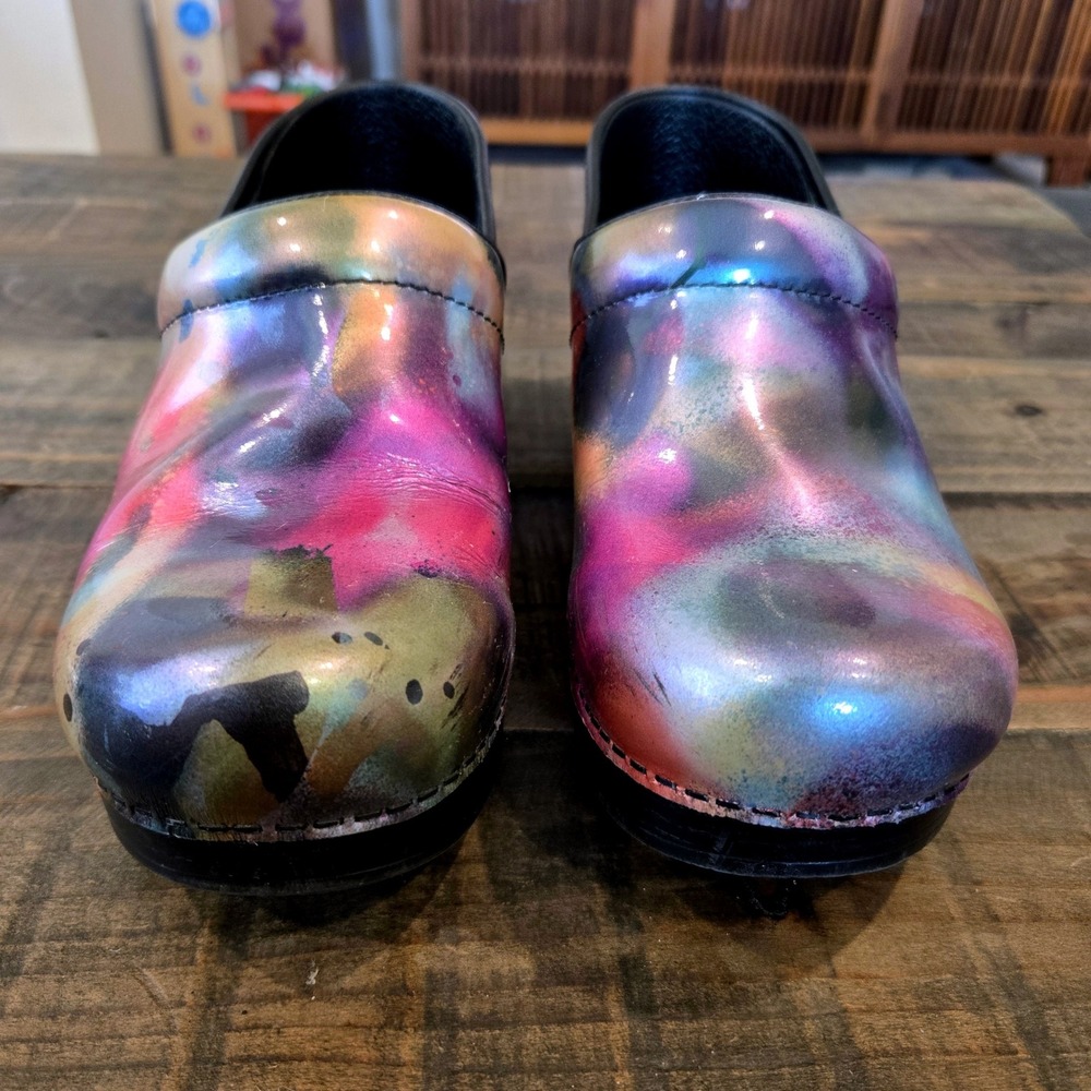 Dansko Professional Clogs Womens EU39 US 8 Spray Paint Watercolor Patent Leather - Picture 3 of 10
